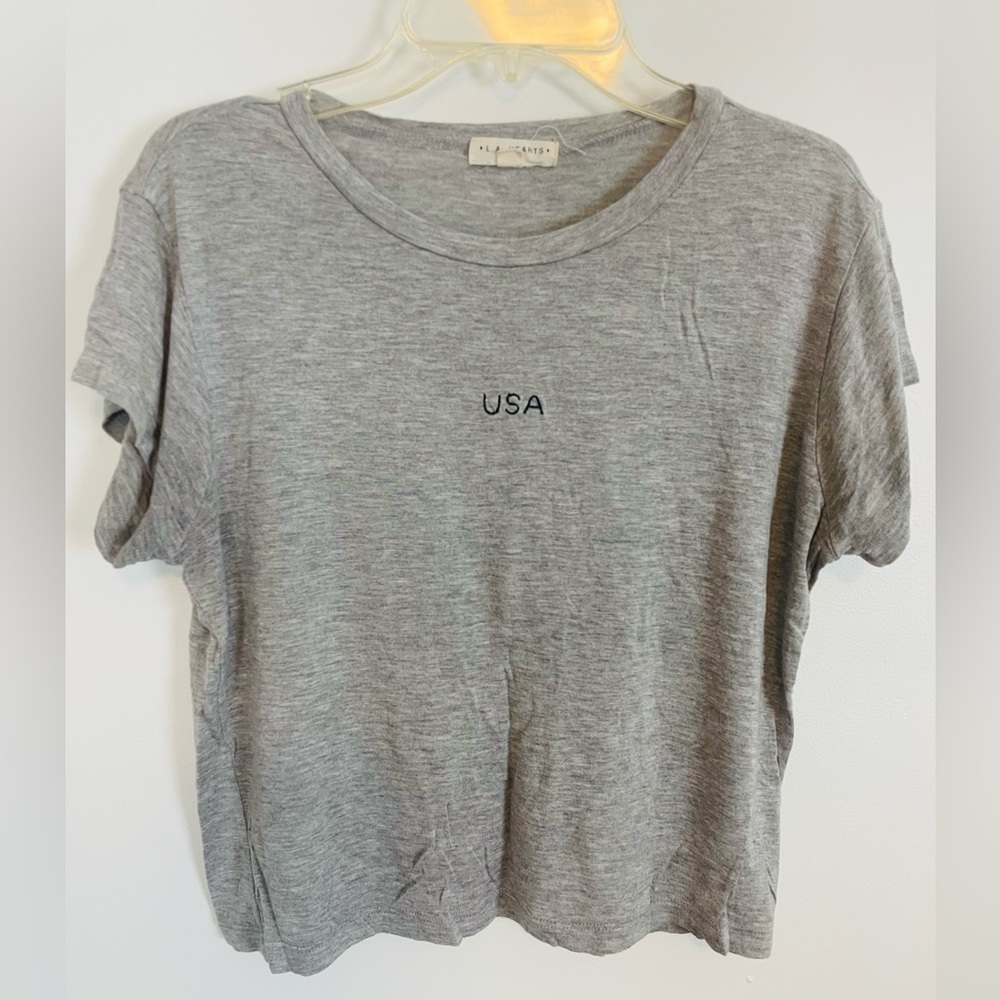 🎉2/$10 USA LA Hearts Crop Top Medium